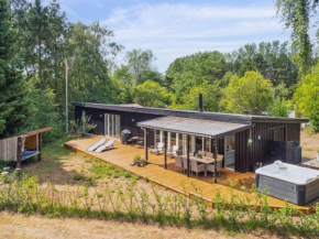 Holiday Home Thorlak - 860m from the sea by Interhome in Bogø By